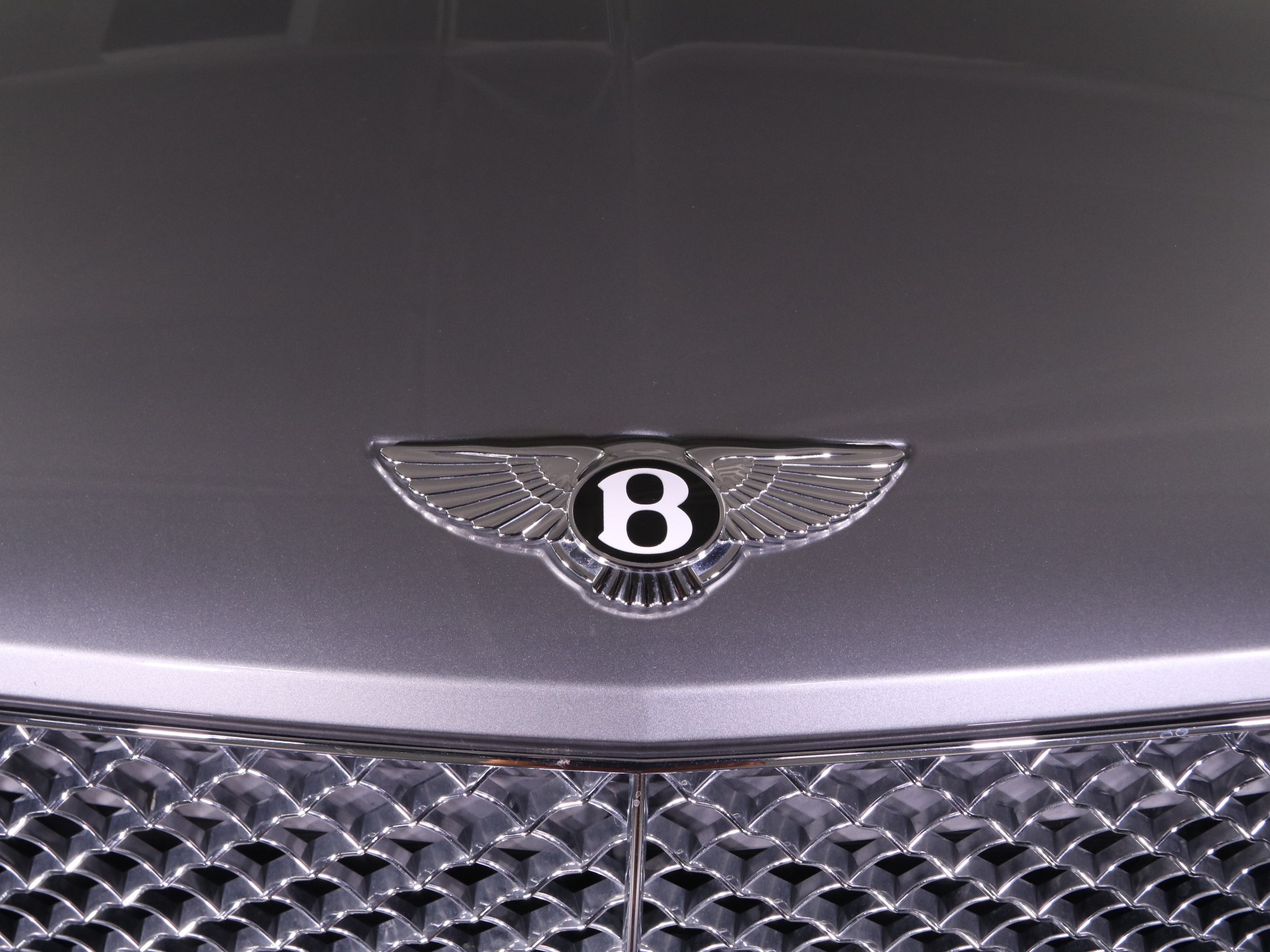 Used 2021 Bentley Bentayga V8 For Sale (Sold) | Bentley Walnut